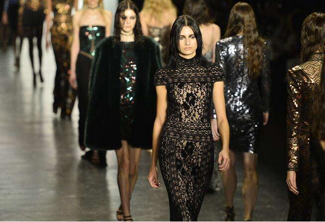 特朗普走马上任 纽约时装周的设计师们还好吗？0.jpg