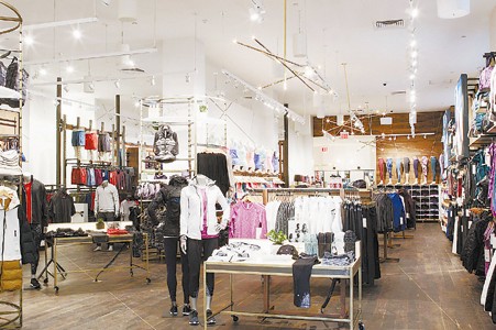 中国服装市场已十分拥挤 Lululemon入华能找对节奏吗0.jpg