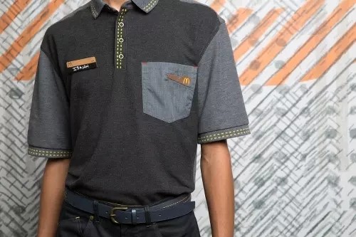 找了两个时装设计师做的设计，麦当劳的新制服你觉得好看吗？2.jpg