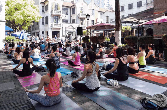 在动荡的运动市场 Lululemon如何保持业绩不败4.jpg