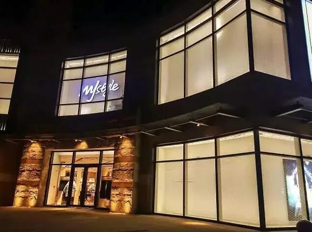 2017“不怕死”的快时尚还在狂奔 究竟是谁给的勇气1.jpg