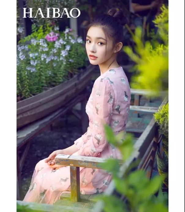 ELLASSAY歌力思女装2018春季少女粉系列明星同款推荐2.jpg